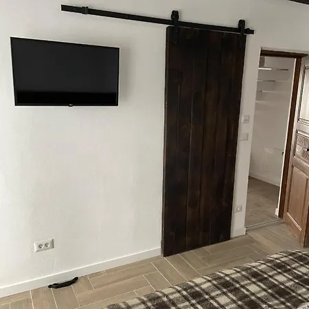 Lodge Casuta De Pe Dealul Cojocului Runcu (Suceava)